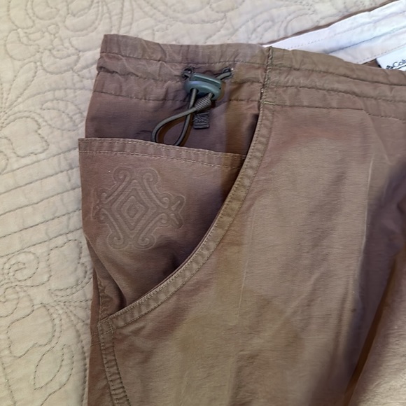 Columbia capris size M - Picture 6 of 12